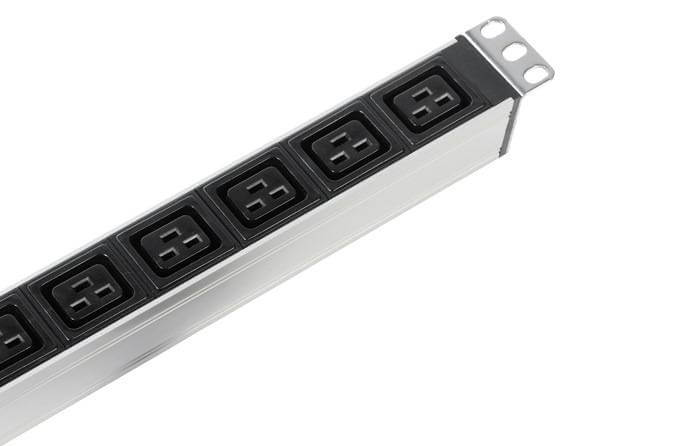 Блок розеток R-16-10S-10C19-A-1420-K Rem-16 с авт. 16А, 10 Schuko, 10 IEC 60320 C19, 16A, алюм.,33-48U,колодка REM