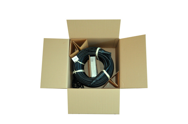 Комплект П-100 Комплект для обнаружения попыток нарушителя произвести подкоп под заграждением. Формирует отдельную зону охраны и применяется совместно с другими комплектами. Включает в себя охранный и